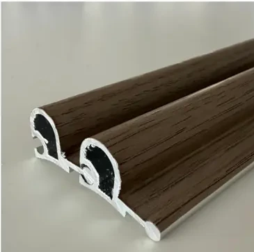 Rotating-form slat reference